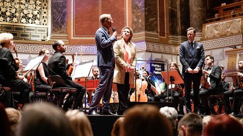 Konzert des Kyiv Symphony Orchestra mit dem Chef der Staatskanzlei