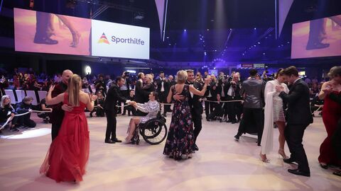 Die Sportlerinnen und Sportler haben viel getanzt.