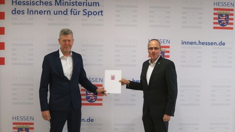 LKA-Präsident Andreas Röhrig und Innenminister Peter Beuth