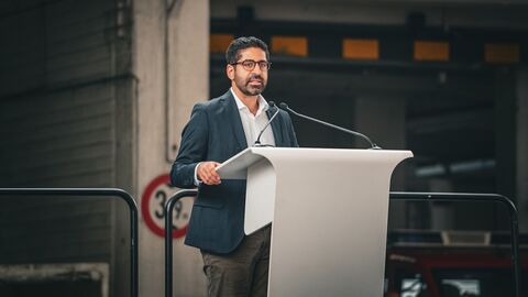 Minister Mansoori bei VW im Baunatal